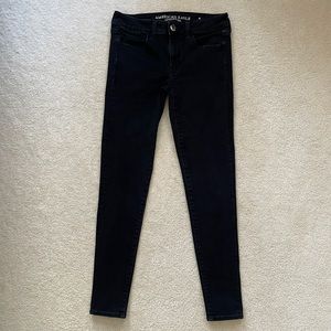 NWOT American Eagle Women’s Super Super Stretch X Skinny Jegging.
